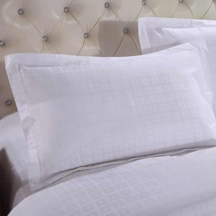 hot-ขายส่งชุดเครื่องนอนโรงแรม-ชุดผ้าปูเตียงสีขาวบริสุทธิ์สามหรือสี่ชิ้น