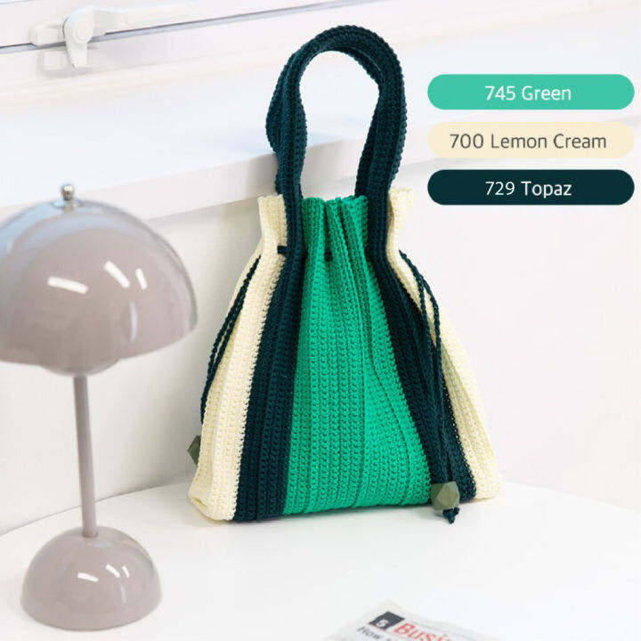 คู่มือการถัก-แพทเทิร์นกระเป๋าโครเชต์-yarn-a-olio-pleated-bag-pattern-กระดาษพิมพ์-4-สี-อย่างดี