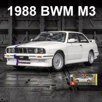 1:24รถ Bburago E30 M3 BMW 1988โมเดลรถอัลลอยรถหรูรถ Diecast ของเล่นโมเดลสไตล์ใหม่คอลเลกชันคลาสสิกตกแต่งของขวัญ