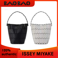 【ของแท้100% 】กระเป๋าแฟชั่นกระเป๋าถือทรงถัง Issey Miyake และเรียบง่ายสำหรับผู้หญิง