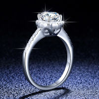 แหวน Moissanite s925 แหวนเงินบ้านบัตรกระเป๋ากลมหนึ่งกะรัตเพชรมอสซานเครื่องประดับผู้หญิง hot