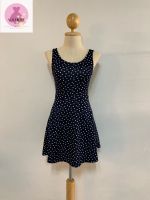 Polka dot Dress H&amp;M EU size 32/ US size 2  เดรสเข้ารูปพื้นสีน้ำเงินเข้ม dot สีขาว เหว้าหลัง