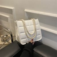 [COD] Shangxin bag womens winter 2023 Korean version trendy embossed square lattice chain simple candy