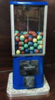 โหลหมุนไข่ โหลบิดไข่ Vintage Gumball Machine ทรงสี่เหลี่ยมสีน้ำเงิน โหลไข่หมุน ทรงเหลี่ยมโบราณหยอดเหรียญ พร้อมไข่150ลูก จำนวน1ชุด