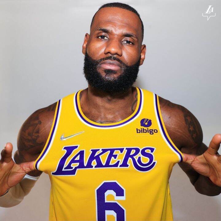 bibigo on lakers jersey