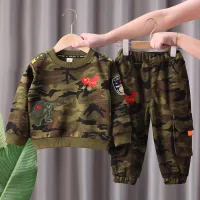 [ในสต็อก] Camo เด็กแจ็คเก็ตแขนยาวและเสื้อสเวตเตอร์สองชิ้นกางเกงแขนยาวคอลูกเรือสองชิ้นสูทเด็ก