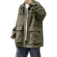 ผู้ชาย Cargo Coat ซิปสีทึบ Multi-Pocketed Cardigan ขนาดใหญ่ Warm Hip Hop ฤดูใบไม้ผลิ Cargo Coat สำหรับสวมใส่ทุกวัน