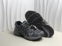 Versatile breathable mesh sports casual shoes_New_Balance_V2 series, fashionable and comfortable shock absorption, high elasticity outdoor sports jogging shoes, mens and womens fashionable casual basketball shoes, retro casual sports shoes