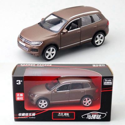 Die Casts Collectible Model Cars Static Alloy Sports Car Birthday Gift 1:36 VW Touareg SUV Toys For Children Home Decor