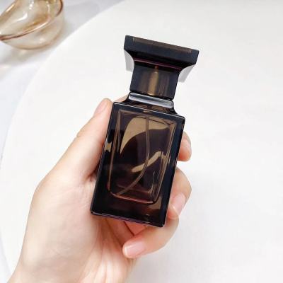 50ml 50ml Vintage Metal Perfume Bottle Arabian Style Essential Oil Bottles Empty Refillable Bottles Container Wedding Decoration Gifts Perfume Bottle Atomizer Ultra Mist Sprayer