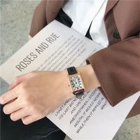 Watch female ins style Hyuna retro dial Roman simple lizard pattern watch Shengsen female college style watch