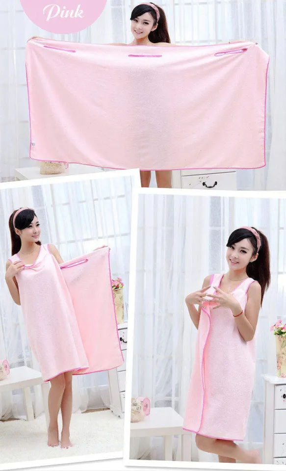 Aggregate more than 164 towel gown worn after showering super hot