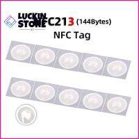 TREND 57SHOP 50pcs กลมกลมๆ ป้าย NFC 13.56MHz เส้นผ่าศูนย์กลาง25มม. ฉลาก NFC213 ทนทานต่อการใช้งาน ป้ายสติกเกอร์ฉลาก สำหรับ Huawei Share ios13ทางลัดอัตโนมัติส่วนบุคคล คัดลอกป้ายโคลน