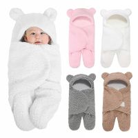 Newborn Sleeping Bag Split Legs Swaddling Blanket Warm Velvet Quilt Baby Sleeping Bag Comfortable Soft Quilt