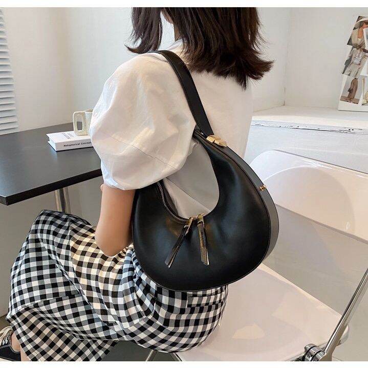 aml012กระเป๋าสะพายไหล่-สไตล์เกาหลี-เรียบง่าย-สำหรับผู้หญิfashion-women-bag-candy-colored-pu-leather-dumpling-bag-beauty-shoulder-bag