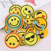 ❀✘ Yellow Smiling Face Embroidery Patches For Clothing DIY Iron-On Transfer On T-Shirt/Jacket /Backpack Simple Fun Embroidery Patch