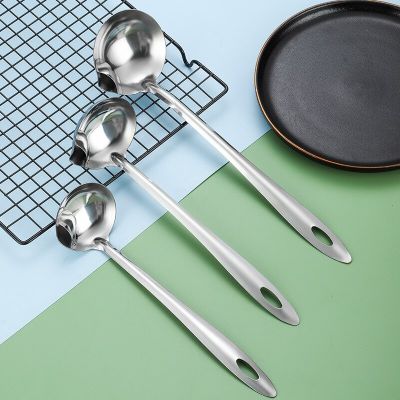 Stainless Steel Oil Separating Spoon  Soup Spoon  Household Kitchen Soup Spoon  Oil Soup Separating Spoon  Oil Filtering Device Cooking Utensils