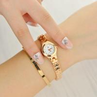 2023 New fashion trend ladies bracelet watch Korean version simple quartz watch student fashion watch female gold watch
