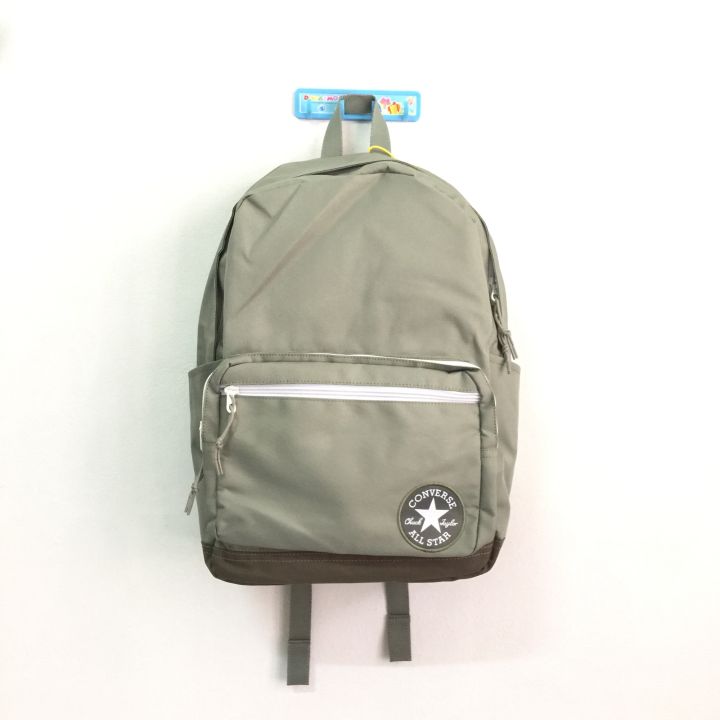 กระเป๋าเป้-converse-all-star-chuck-taylor-go2-backpack