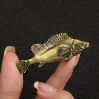 Retro Brass Ocean Fish ดูปลาสัตว์ทะเลรุ่น Fishbowl ตกแต่งตัวเลขการกระทำการศึกษา Miniature ของเล่นเด็ก