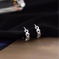 [COD] Plain ring hollow love ear buckle womens high-end fashion heart-shaped earrings simple and cold ins versatile trendy
