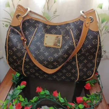 Louis Vuitton Manila Greenbelt Makati Store in Makati City Philippines  LOUIS  VUITTON