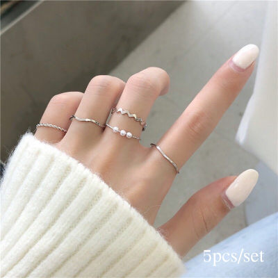 แหวน เซ็ต 5วง แหวนแฟชั่น สไตล์เกาหลี ดีไซน์เรียบง่าย แหวนเงิน แหวนทอง ปรับไซส์ได้ แหวนผู้หญิง พรีเมี่ยม