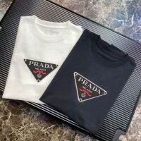 pradaˉ summer fashion brand new triangle logo letter printing badge mens simple and versatile slim casual short-sleeved T-shirt