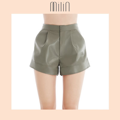 [MILIN] High waisted pleat detailing at front faux leather shorts กางเกงขาสั้นหนังเทียมเอวสูงดีเทลจับจีบด้านหน้า / Incessant Shorts