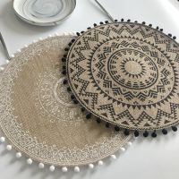 1Pcs Heat Insulation Dining Table Mat 38CM Round Delicate Embroidery Dessert Pan Table Placemat Non-slip Coffee Cup Mats Kitchen