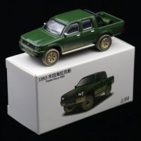 JKM 1:64 Toyota Hilux รถ Diecast ของเล่นสำหรับเด็กผู้ชายของขวัญวันเกิดคอลเลกชันรถ Kids Toys