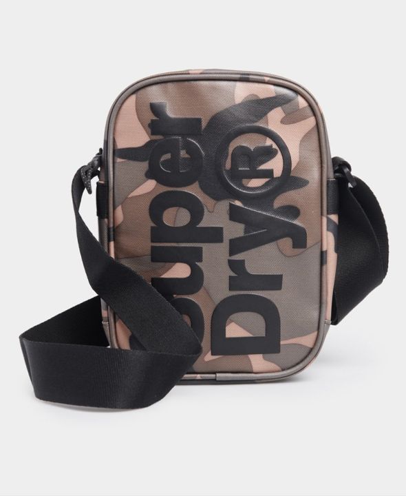 superdry-side-bag-กระเป๋าสะพายข้างสำหรับผู้ชาย-และผู้หญิง
