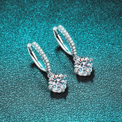 Smyoue 0.5/1ct Moissanite Drop Earring for Women Classic 4 Claw Sparkling Wedding Diamond Earring 925 Pure Silver Plated Rhodium
