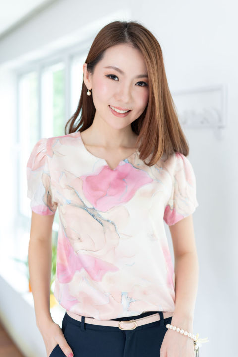 narinari-mt0206-folded-sleeve-floral-blouse