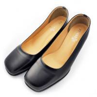รองเท้า รองเท้าคัชชู สีดำ-ครีม หัวตัด รับปริญญา ใส่เรียน คัชชูนักเรียน หนังนิ่ม หัวตัด หน้ากว้าง ใส่สบาย งานแฮนเมด ส้นสูง 2นิ้ว