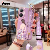 VRQR เคสโทรศัพท์ซิลิโคนตัวชุบโลหะหรูหราสำหรับ Infinix Hot 20 5G X666 X666B Hot 30i Hot 30 Play X6831 X669 Tecno Spark 10 Pro Spark 10 10C KI5q KI5k KI7 ชุดเดรสสายรัดข้อมือเด็กผู้หญิงปลอกซิลิโคนนิ่มพร้อมเชือกยาว