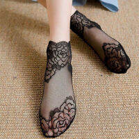 5 Pairsset Lace Ankle Socks for Women Cotton Bottom Nylon Beautiful Rose Pattern Transparent Design Black White Short Type