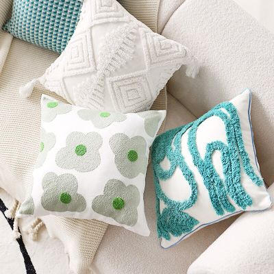 New Simple Pillowcover Blue Green Lovely Daisy Flower Cushion Cover Modern Sofa Living Room Lumbar Pillow Bed Throw Pillow Home Car Office Decoration