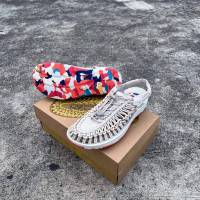 ? รองเท้า KEEN UNEEK CANVAS ANDORRA/TIE DYE productnation ของใหม่100% พร้อมกล่องป้าย มีของพร้อมส่งสินค้าถ่ายจากของจริง จัดอยู่ในช่วงPromotionพิเศษ