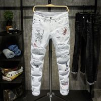 2023 COOL Trendy Brand White Ripped Embroidered Mens Jeans Slim Small Feet European and American Trend Print Casual Trousers