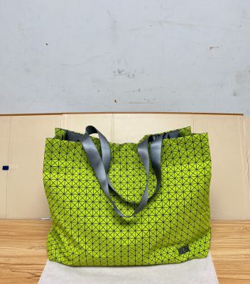 ของแท้ 100%  ISSEY MIYAKE  large capacity single shoulder shopping bag laptop bag pvc handbag Branded crossbody sling bag