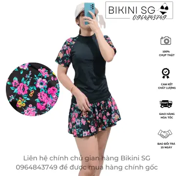 Lựa outfit chuẩn như nữ sinh Hàn Quốc với chân váy ngắn xếp ly dễ thương