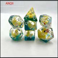 ANQII 7Pcs/set 7-Die Table Game ลูกเต๋า DND D4 D6 D8 D10 D12 D20 เต็มไปด้วยสัตว์เป็ด ลูกเต๋าหลายด้าน ทนทานต่อการใช้งาน อะคริลิค ลูกเต๋าเกม TRPG DND