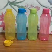 Tupperware ถ้วยน้ำ 310ml/500ml ความจุขนาดใหญ่ 1L/2L ขวดน้ำรั่วซึมแบบพกพากลางแจ้งถ้วยน้ำ ทัพเพอร์แวร์ แท้จริง