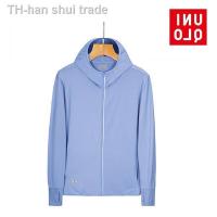 【เสื้อแจ็กเกต】 ??【Hot】??เสื้อแจ็คเก็ตกันลม Uniqlo นุ่มสบายเสื้อป้องกันแสงแดดน้ำหนักเบาระบายอากาศป้องกันรังสียูวีใส่ปั่นจักรยานวิ่งปีนเขาป้องกันรังสียูวี gift