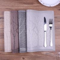 4ชิ้น/ล็อต Placemat ต้นคริสต์มาสพีวีซีหรูสำหรับแผ่นรองชามผ้ารองหม้อบนโต๊ะรับประทานอาหารจิ๊กซอว์หนังสำหรับรองเครื่องดื่มแผ่นรองกันร้อนกันลื่น