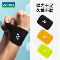 Yonex สายรัดข้อมือกีฬา Yy เทนนิสบาสเกตบอลแบดมินตันสำหรับทั้งหญิงและชายข้อมือป้องกันการแพลงระบายอากาศดูดซับเหงื่อได้ในฤดูร้อน