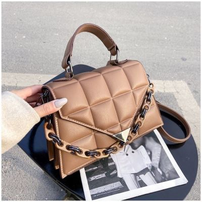 Female 2022 new fashionable bags bag ling portable small bread texture chain shoulder inclined shoulder bag