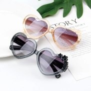 Vintage Girls Love Heart Sunglasses Kids Fashion Cute Baby Oversized Sun