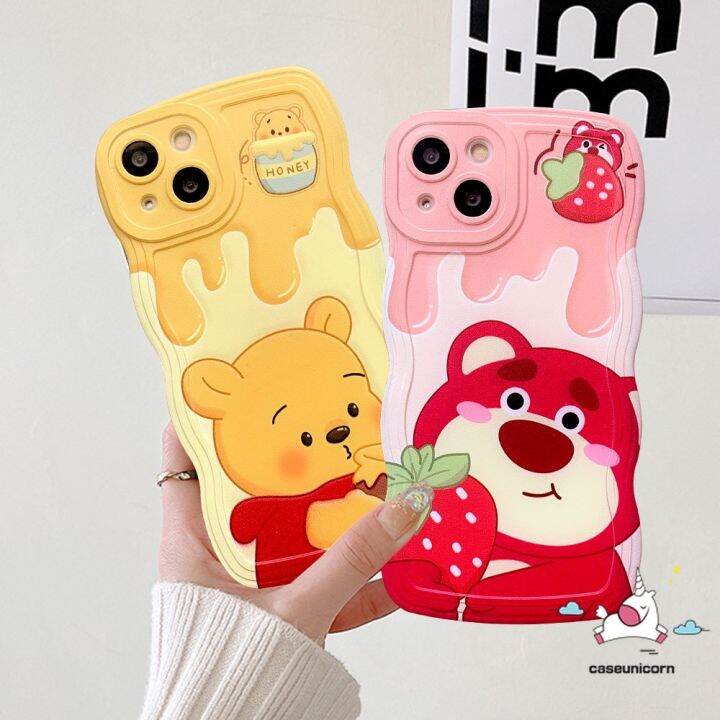 เคสนิ่ม-ลายการ์ตูนหมีพูห์-สตรอเบอร์รี่-สําหรับ-oppo-a17-a95-a16-a15-a17k-a57-a96-a54-a78-a54s-a77-a12-a5s-a55-a76-a16s-a3s-a5-a9-a74-a7-a16k-a1k-a53-reno-8t-8-5f-7z-6-เคส